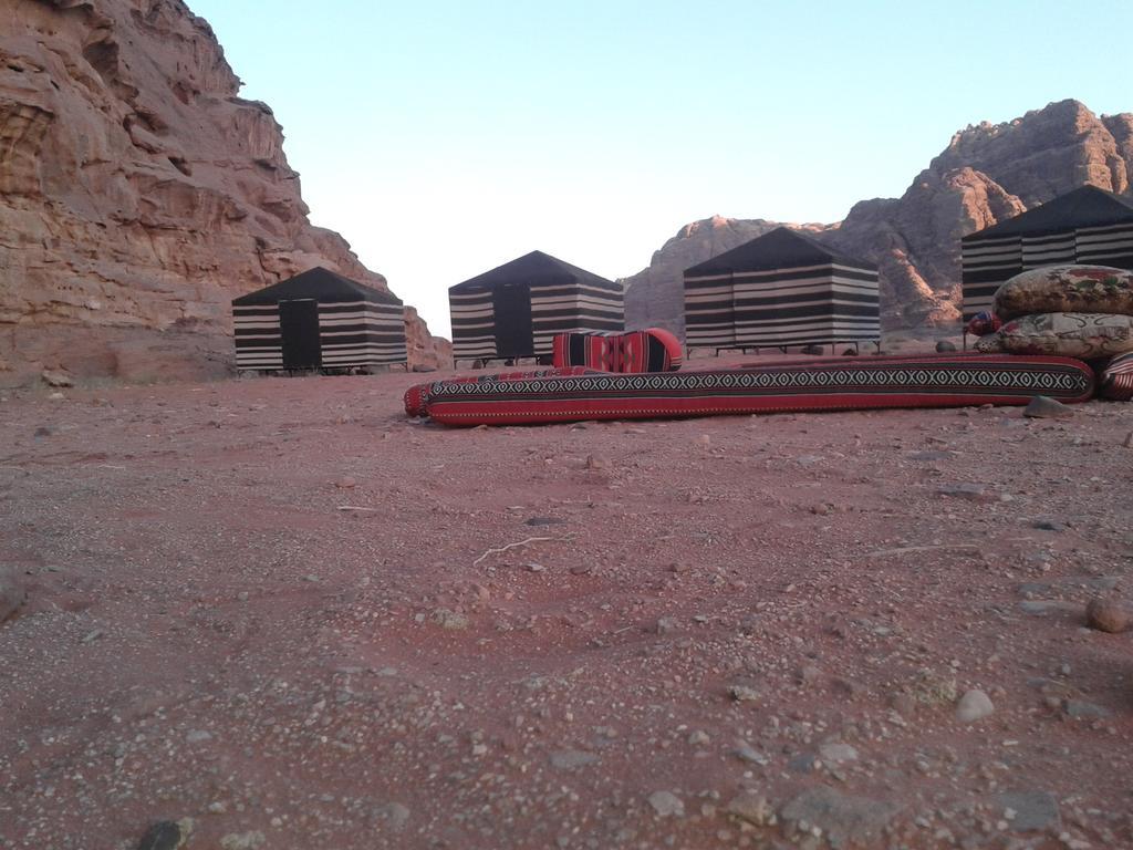 Bedouin Traditions Camp Wadi Rum Ngoại thất bức ảnh